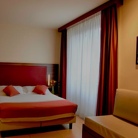 Duomo Hotel & Apartments Milano Ngoại thất bức ảnh